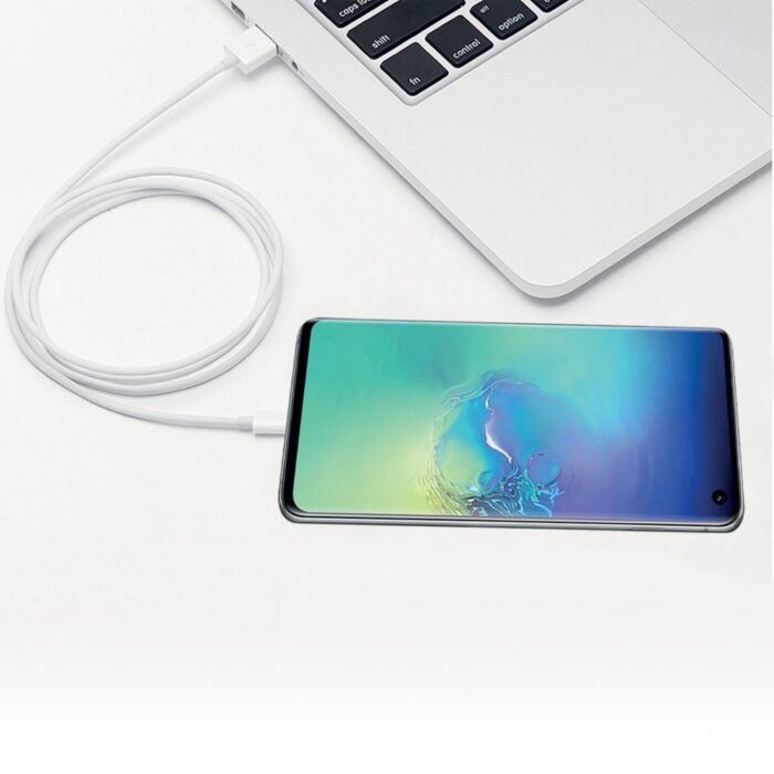 Câble Data MOXIE USB-A 2.0 Réversible vers USB Type-C Blisté – Image 5